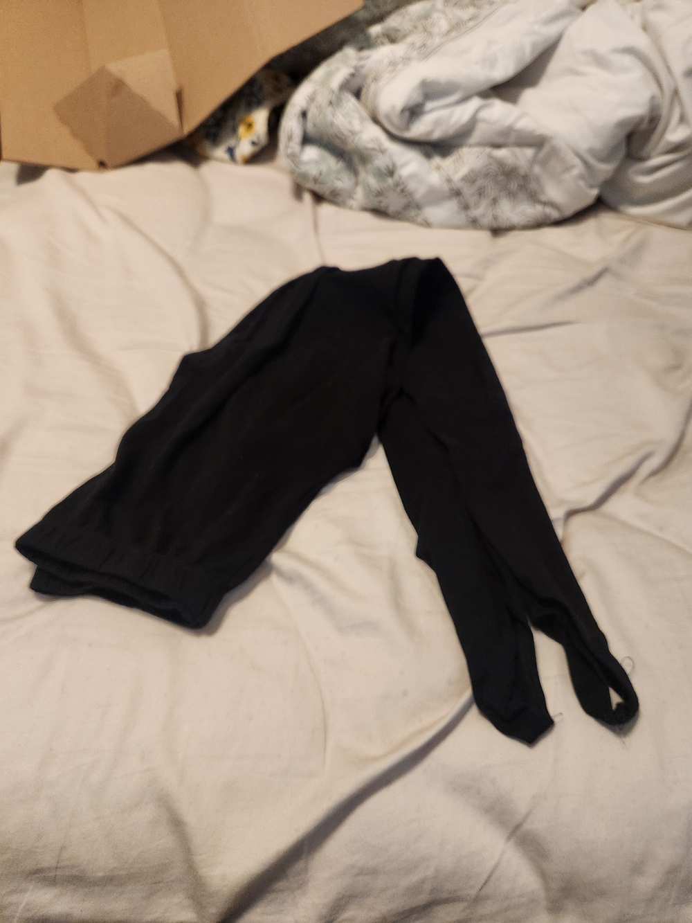 Black Stretchy Leggings With Stirrups